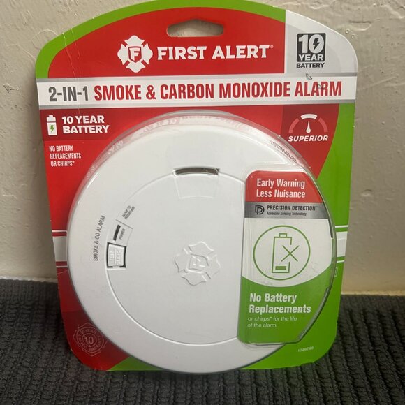 Brand New First Alert SMCO210 Sealed 10-Year-Battery 2-in-1 Smoke and CO Alarm. - Picture 2 of 3